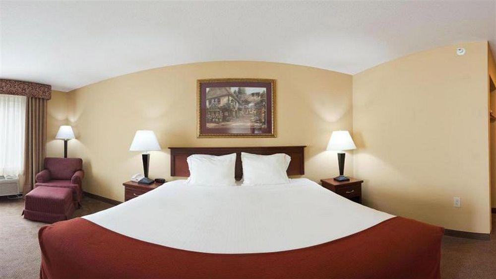 Holiday Inn Express Hotel & Suites Maryville By Ihg Exterior foto